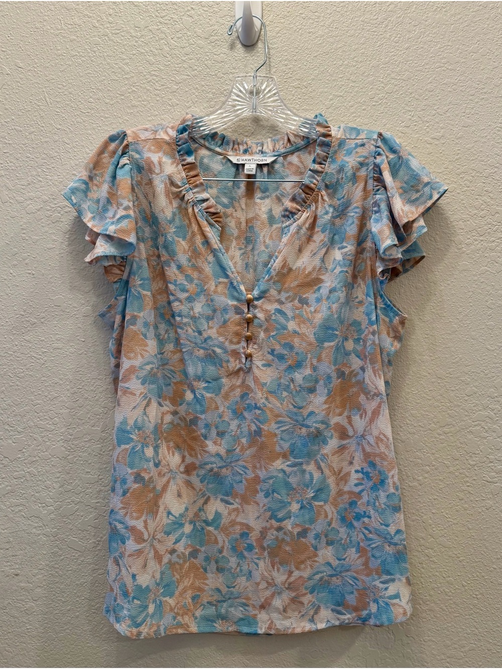 41 Hawthorn Floral Ruffle Sleeve Blouse – Size Large